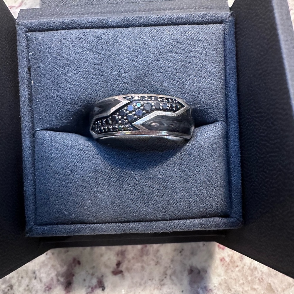 David yurman Forged Carbon Beveled Band Ring in Sterling Silver